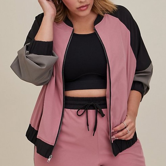 Torrid Lovesick Color Block Bomber - Stretch Woven Mauve Wash - SOLD OUT Size - Picture 5 of 9